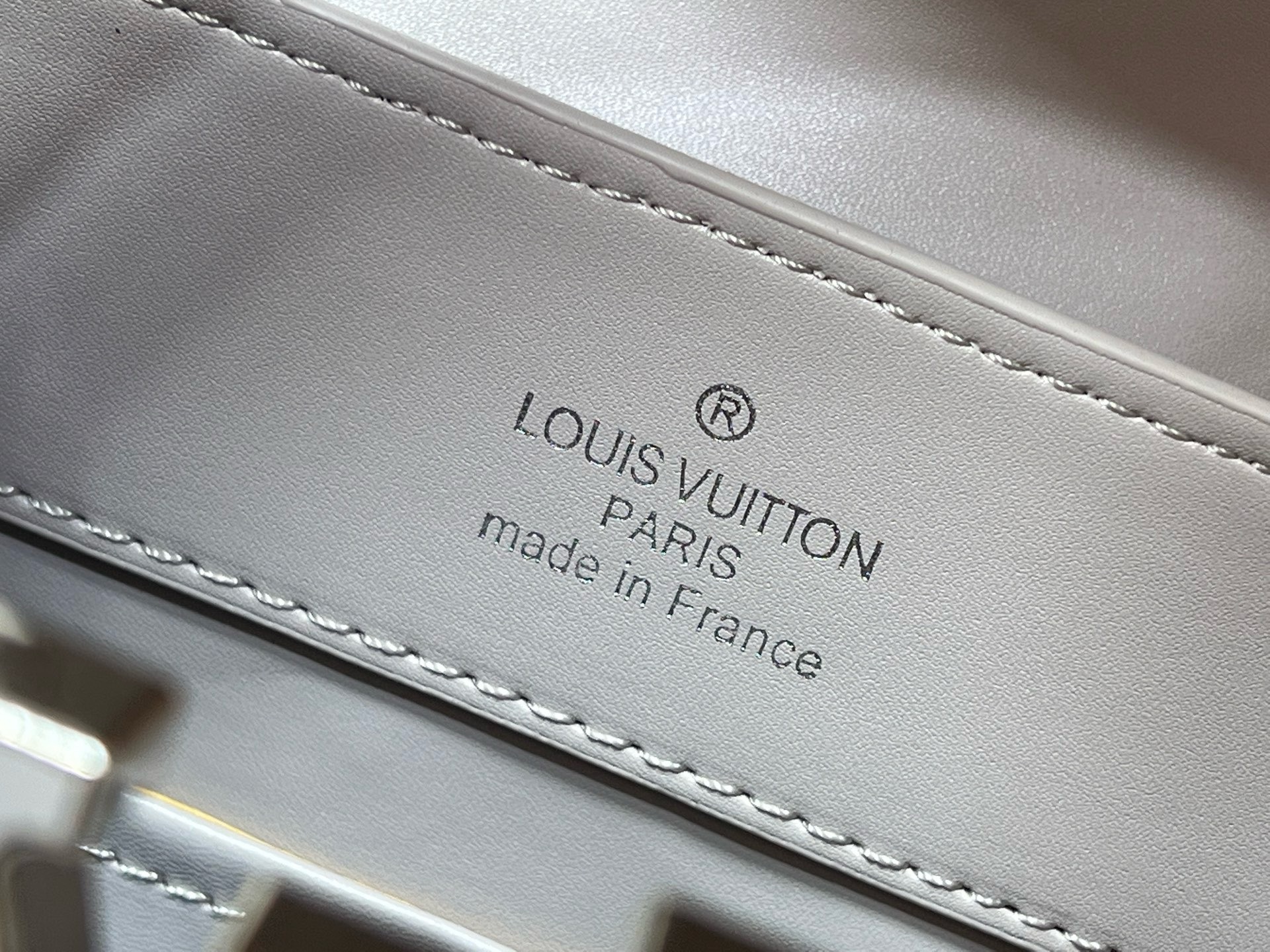 LV Mirage Capucines Nano - Image 8