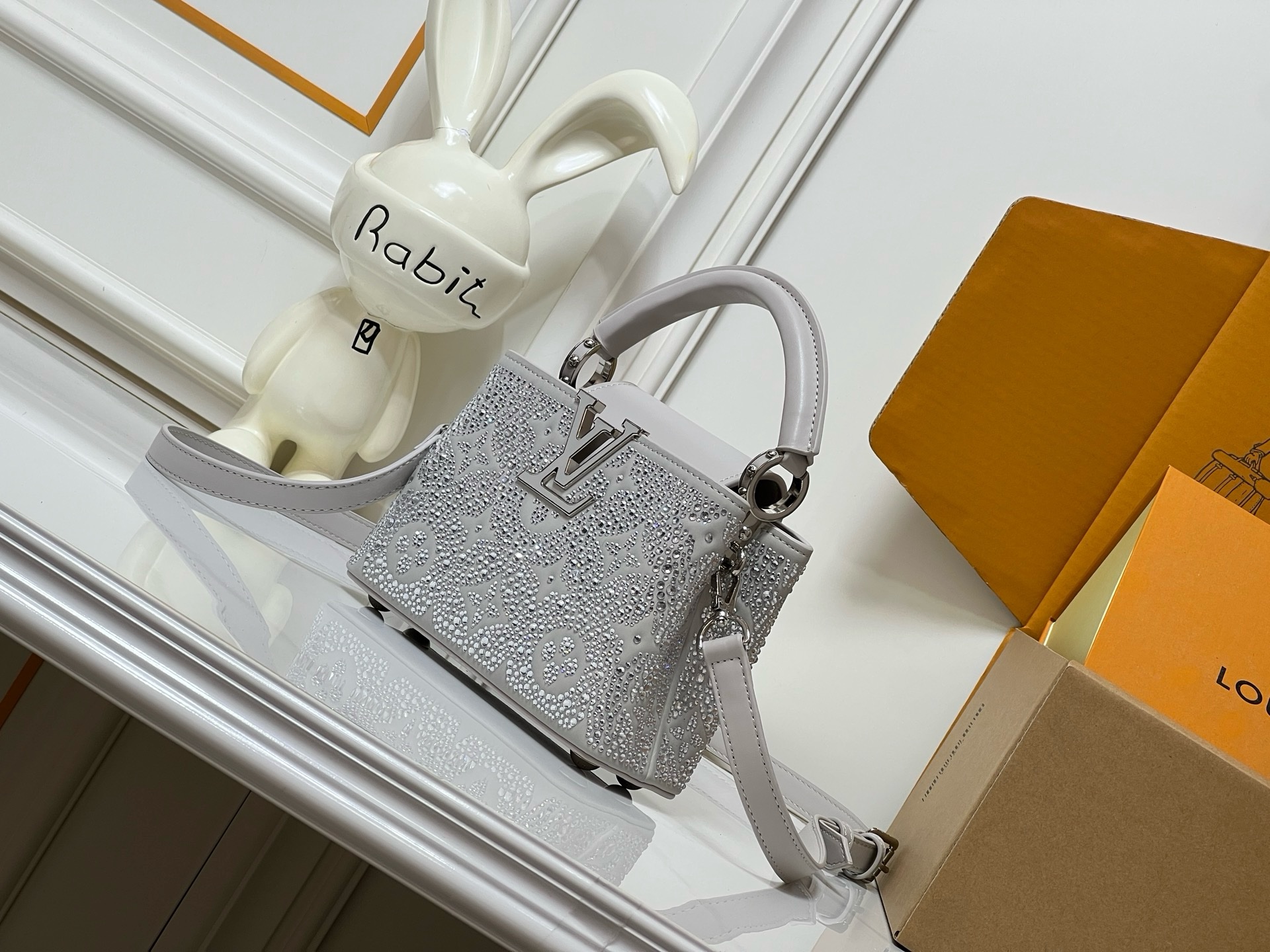 LV Mirage Capucines Nano - Image 11