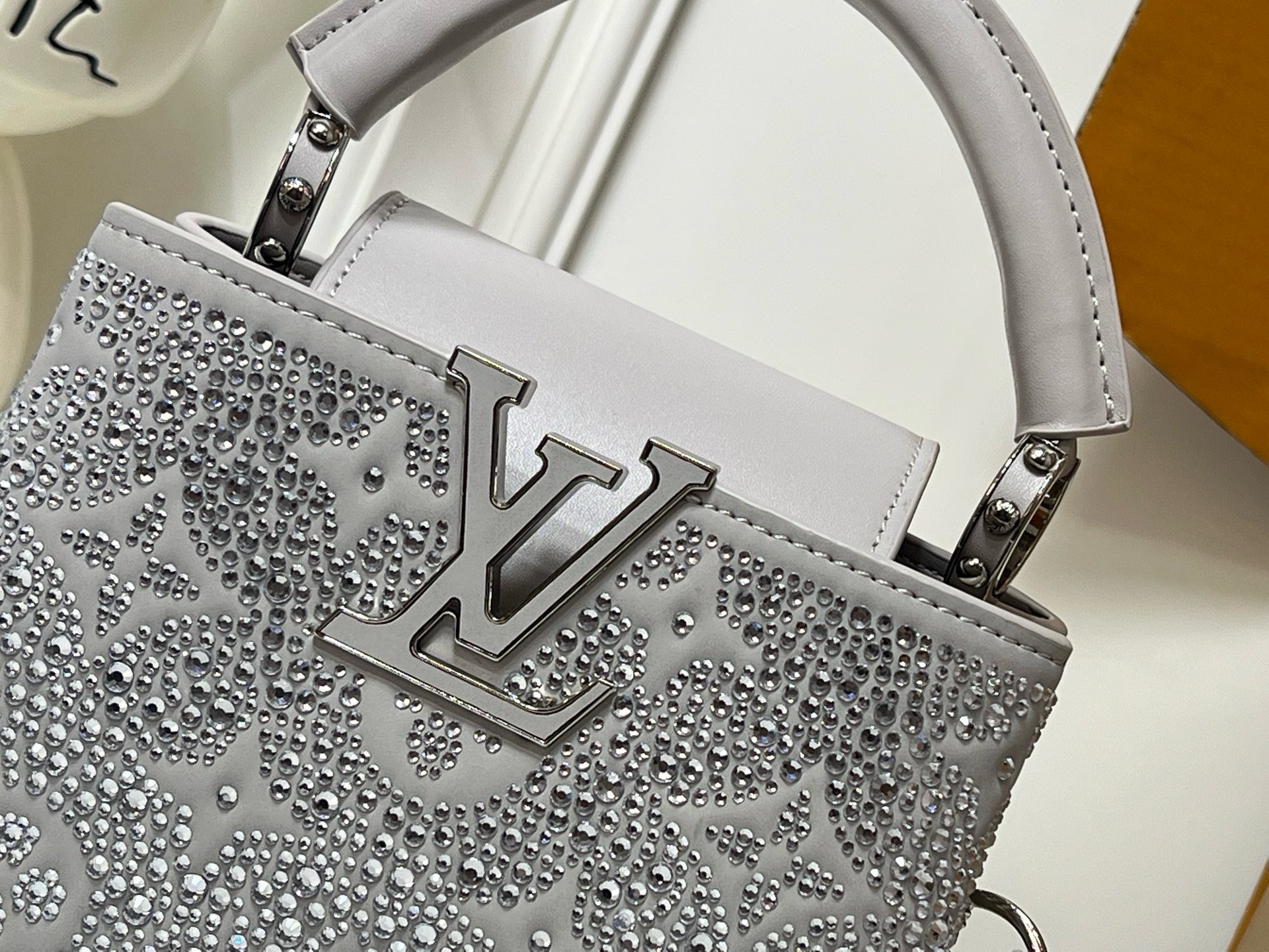 LV Mirage Capucines Nano - Image 12